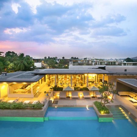 Hotel Blvd Club - Near Bengaluru Airport Settahalasūr Exterior foto