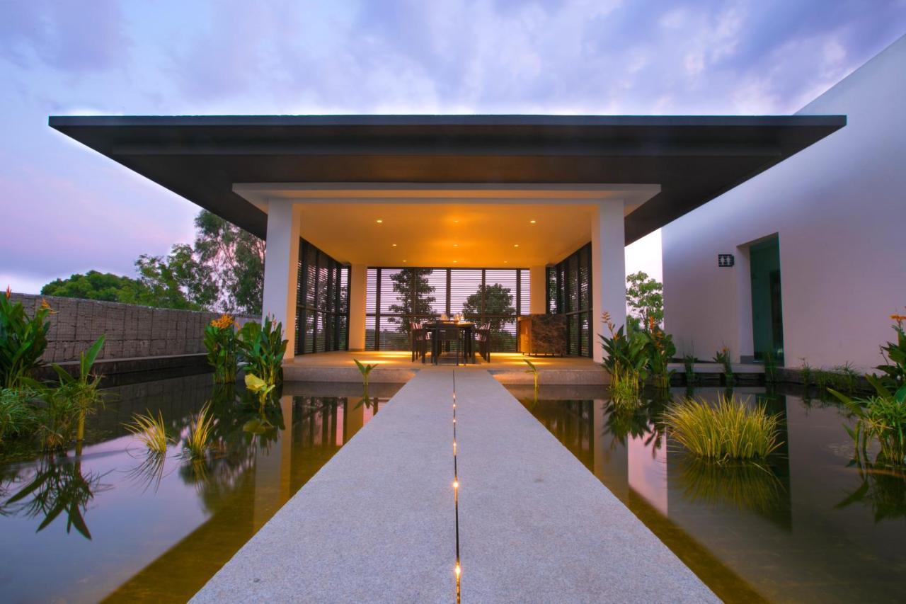 Hotel Blvd Club - Near Bengaluru Airport Settahalasūr Exterior foto