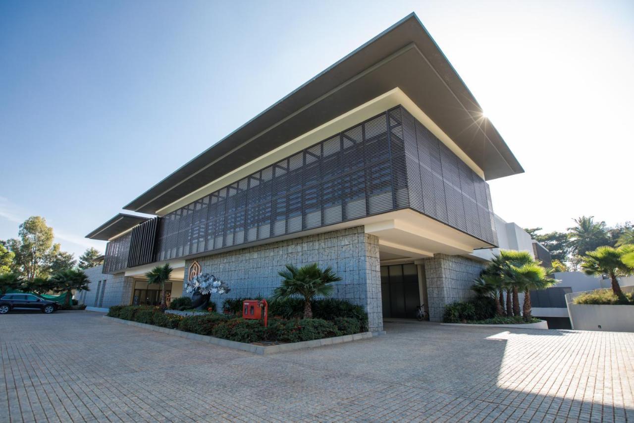 Hotel Blvd Club - Near Bengaluru Airport Settahalasūr Exterior foto