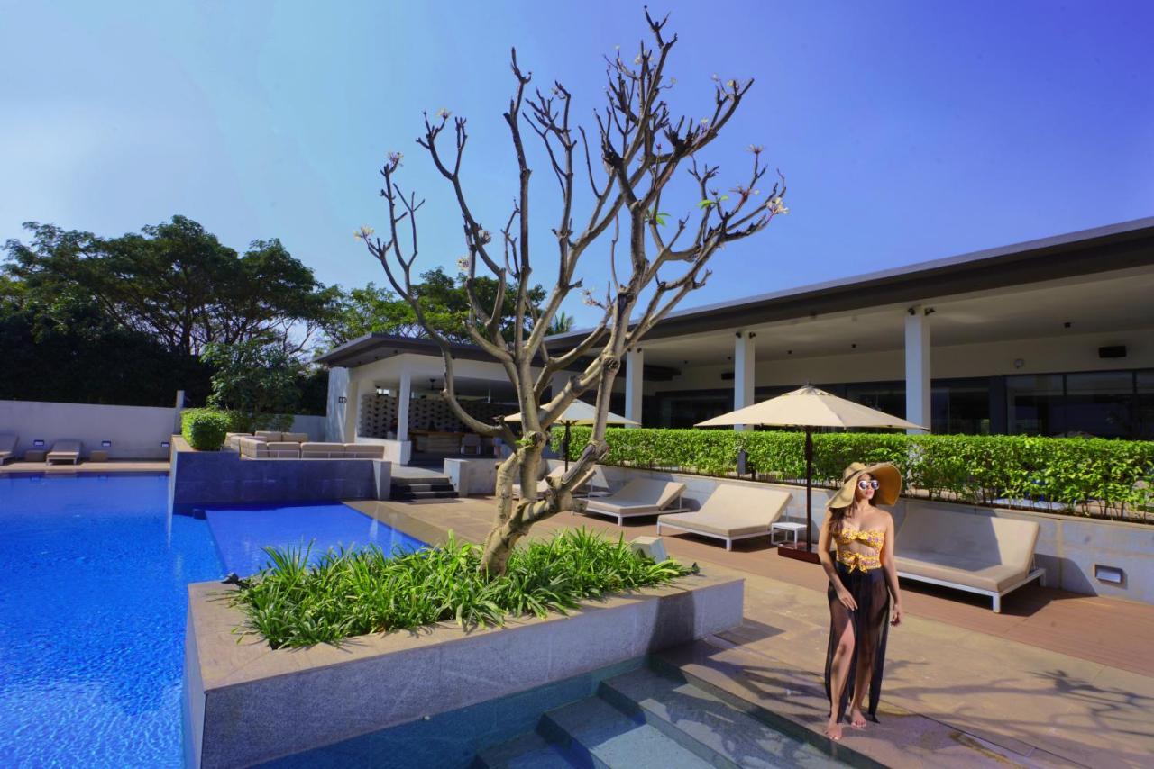 Hotel Blvd Club - Near Bengaluru Airport Settahalasūr Exterior foto