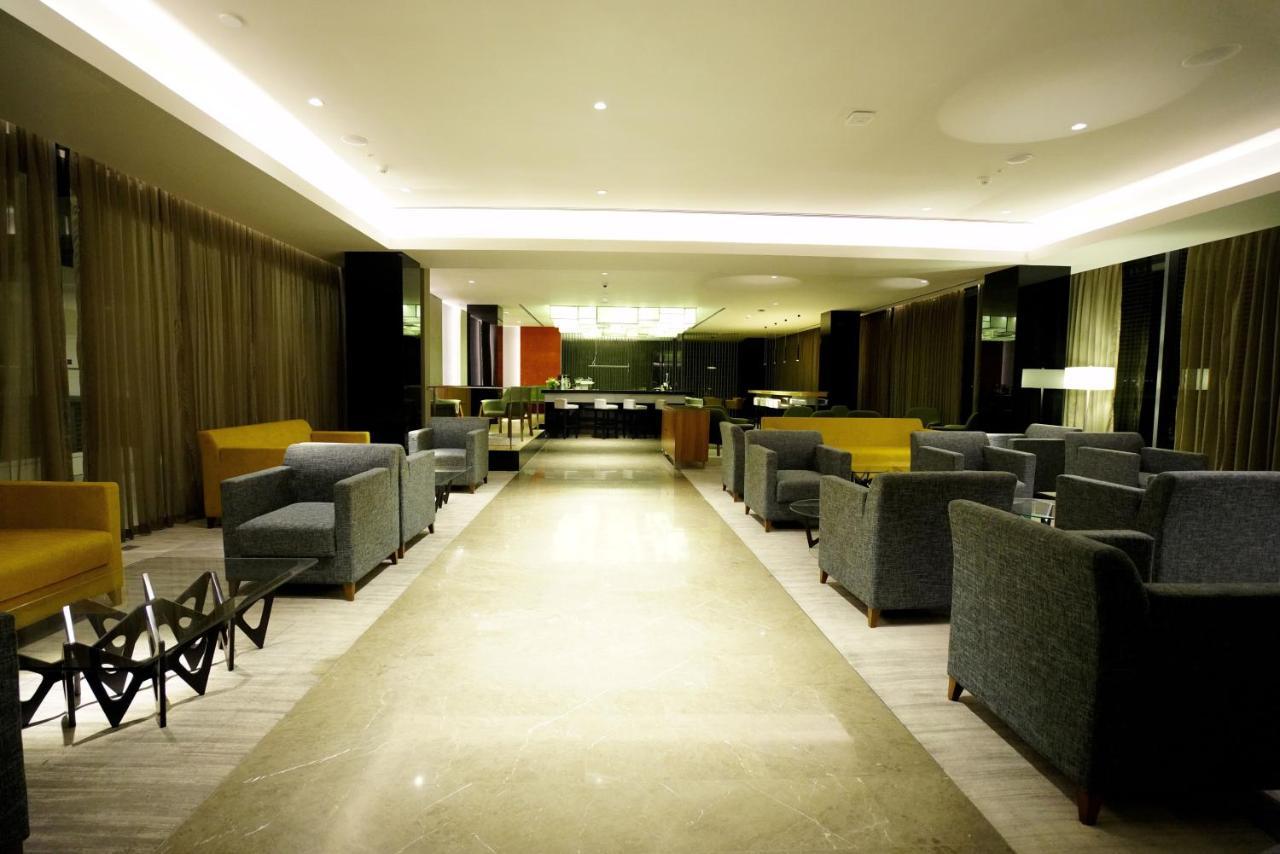Hotel Blvd Club - Near Bengaluru Airport Settahalasūr Exterior foto